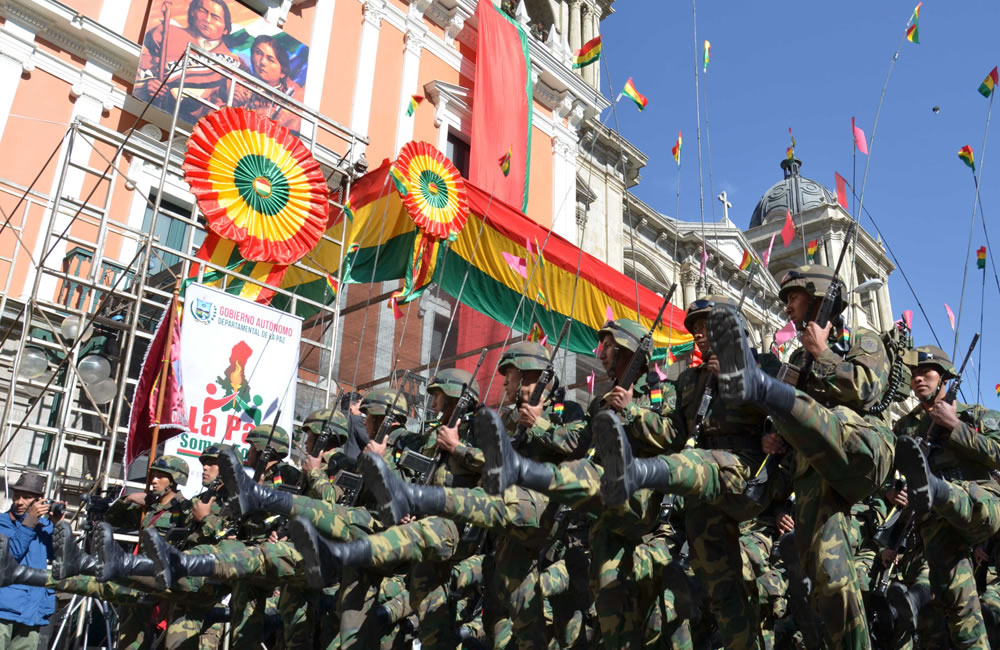 Preparan en Sucre gran Parada Militar para el 7 de agosto