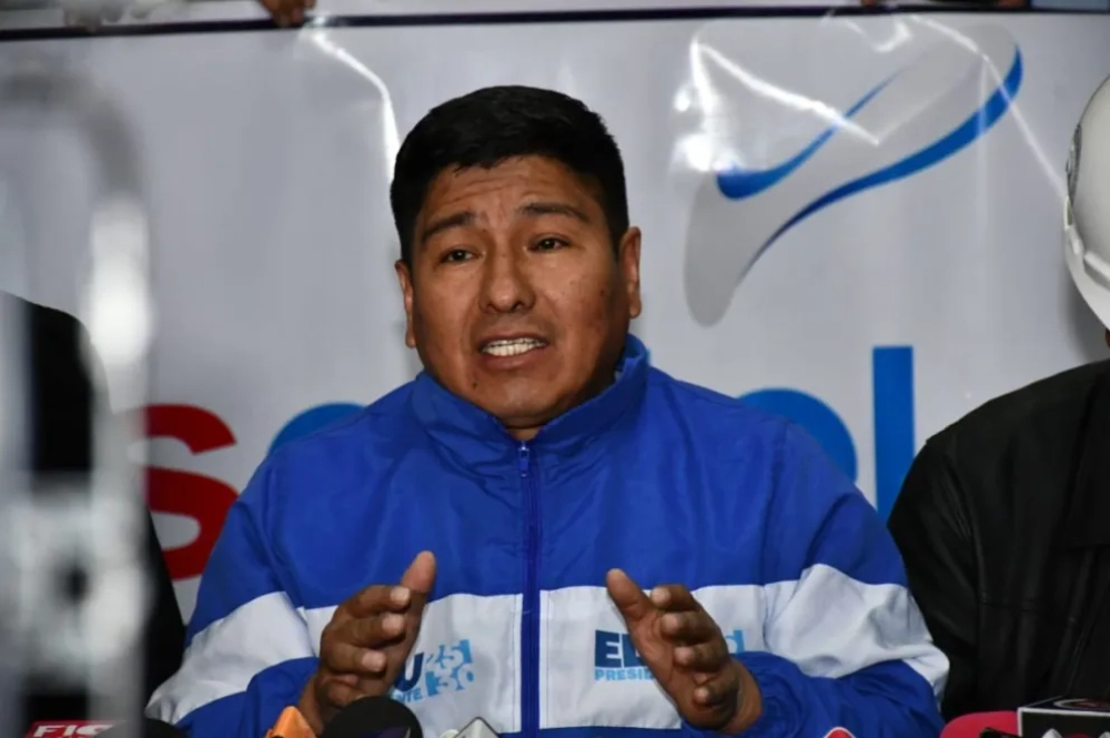 El jefe del MAS invita a Eva Copa y a Andrónico Rodríguez a unirse al «instrumento político»