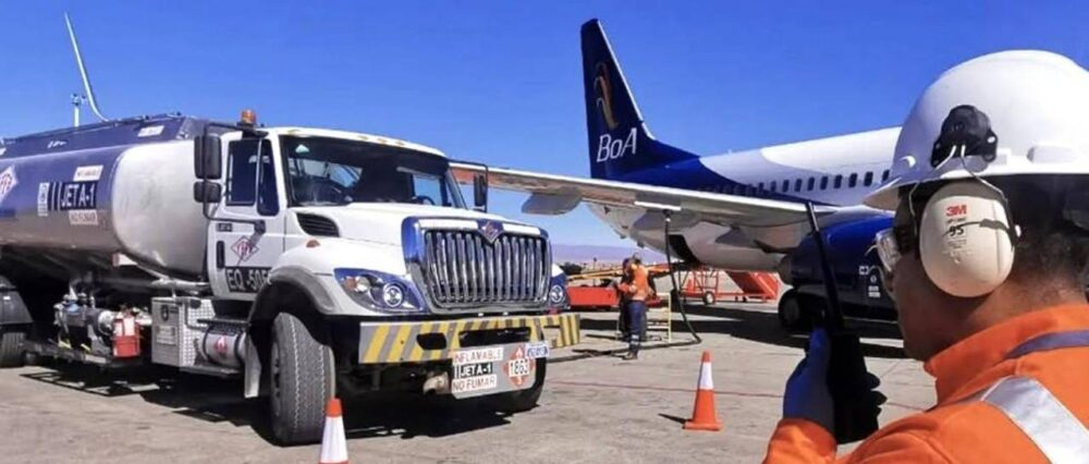 Aerolíneas que operan en Bolivia dicen que el Gobierno garantizó combustible “por lo menos hasta fin de año”
