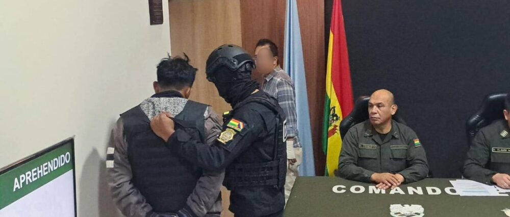 Dictan detención preventiva para violador serial que se hacía pasar por representante de grupos musicales